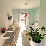 Sterre Of The Sea Apartment *